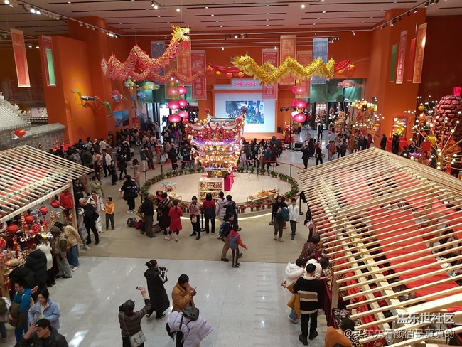 【冬日下的年味】逛展览品年味