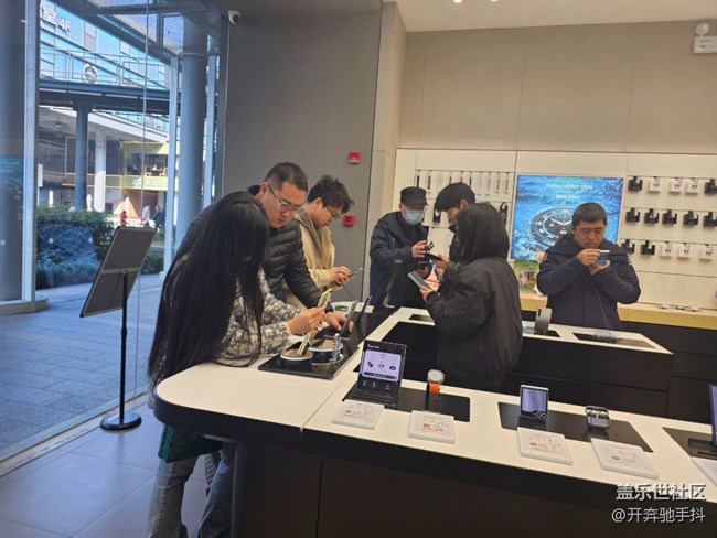 【S25系列真不错】宁波天一广场三星店打卡新机 【S25系列真不错】宁波天一广场三星店打卡新机