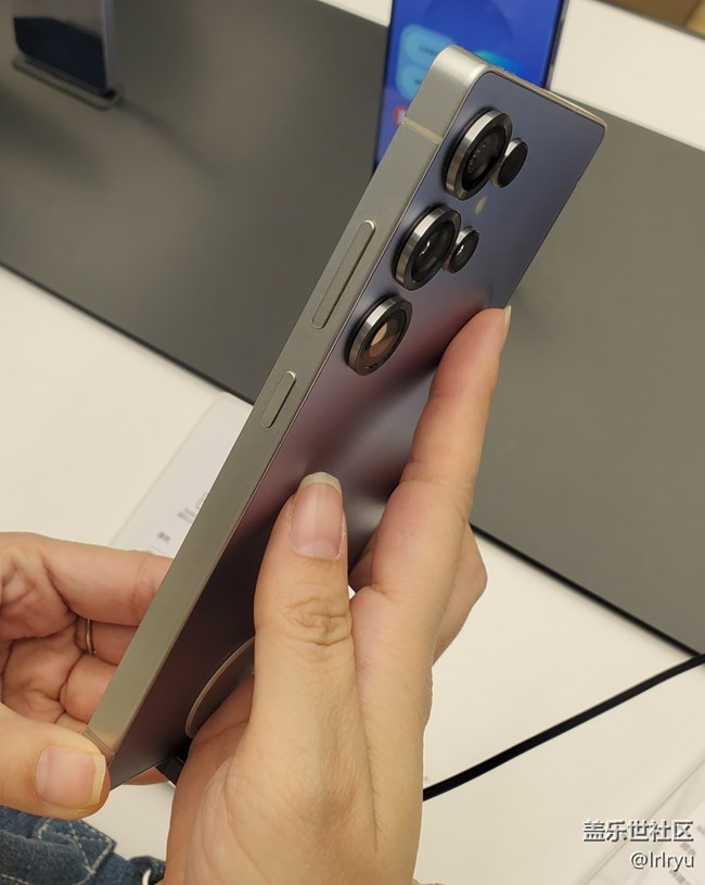 【S25系列与我的手机大不同】简单体验S25新机 【S25系列与我的手机大不同】简单体验S25新机