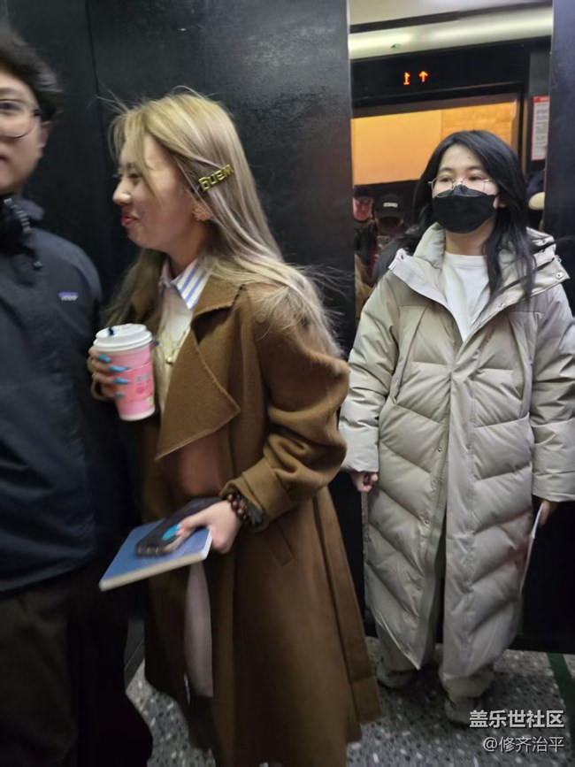 【幸福时光】邂逅央美美女