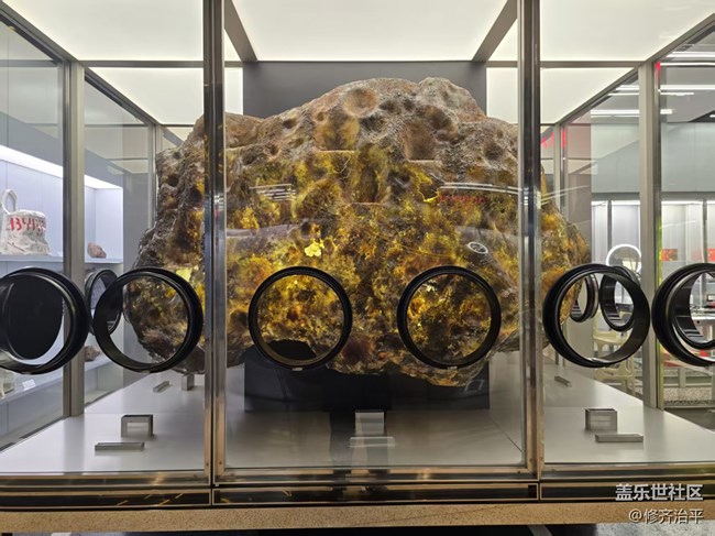 【幸福时光】探索太空基地