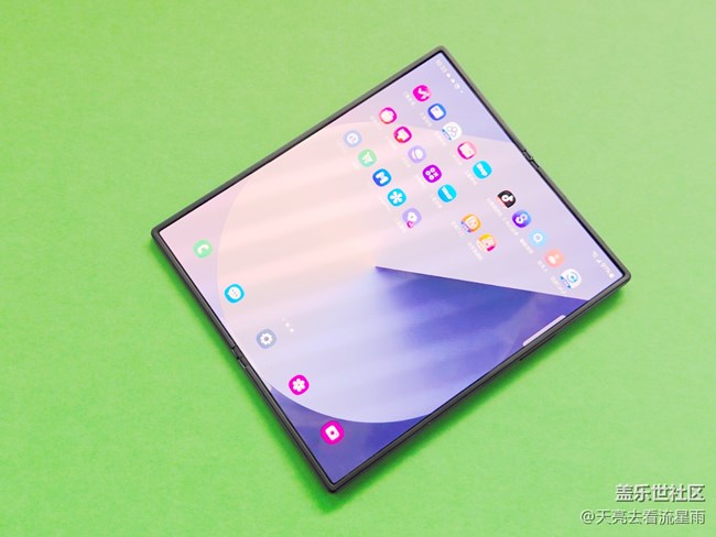 未来已来:Galaxy Z Fold6重新定义智能手机生产力 未来已来:Galaxy Z Fold6重新定义智能手机生产力