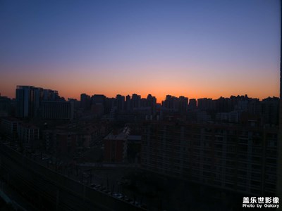 朝日初生