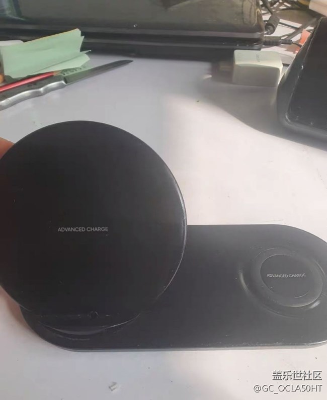 【我的三星产品】双项无线充电器