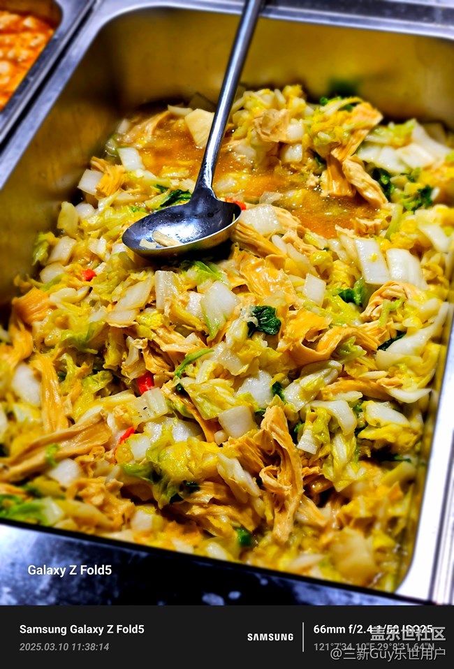 【最美食刻】闲着也是闲着，食堂大爷我来帮您~