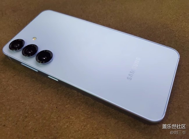 【三星S25系列晒单】简约纯白中的极致匠心