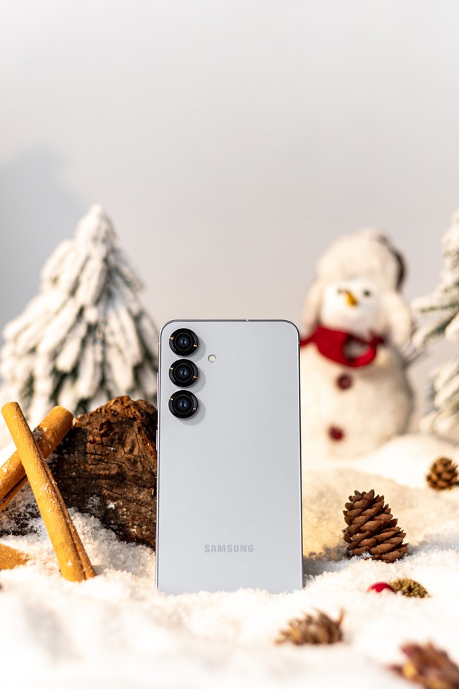 三星Galaxy S25 | 未来触手可及，重新定义旗舰体验