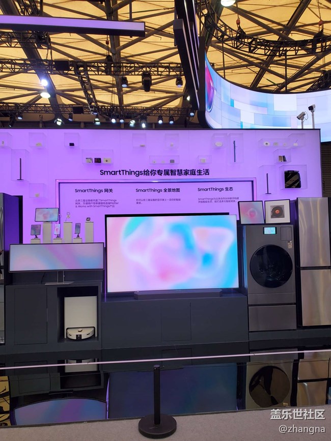 【三星AWE展区】+三星AWE展区定格科技与艺术的光影瞬间