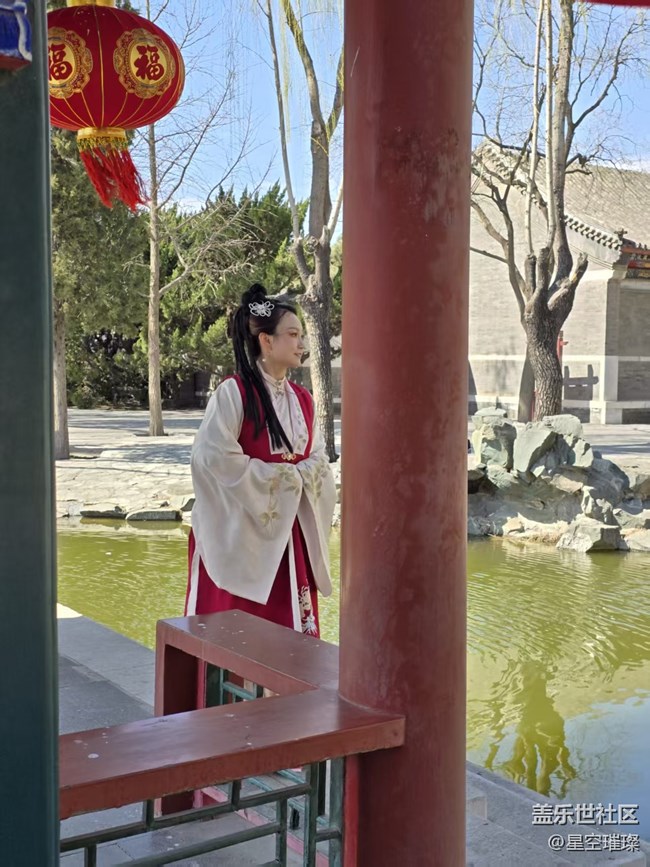 【春日序曲】有位伊人在水一方