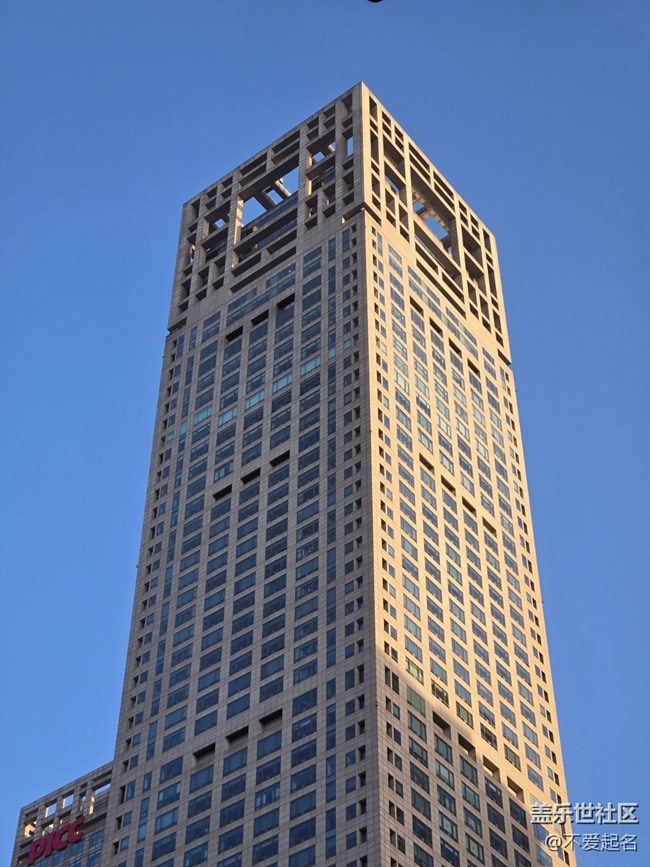 【城市建筑美学】高楼大山平地起
