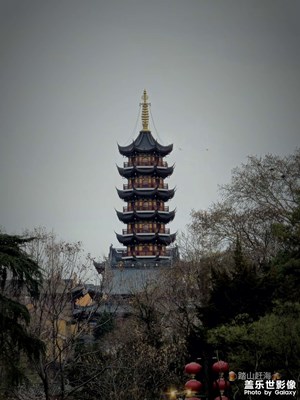 一座城，一个人