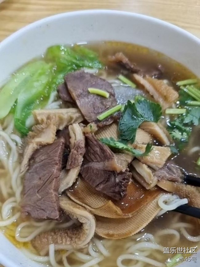 【尝鲜正当食】牛杂面