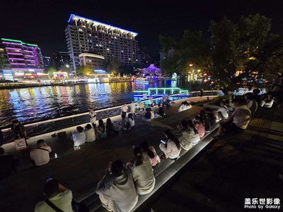 【快乐假日】节日气氛