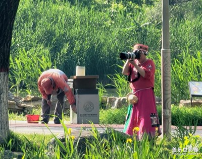 同龄人