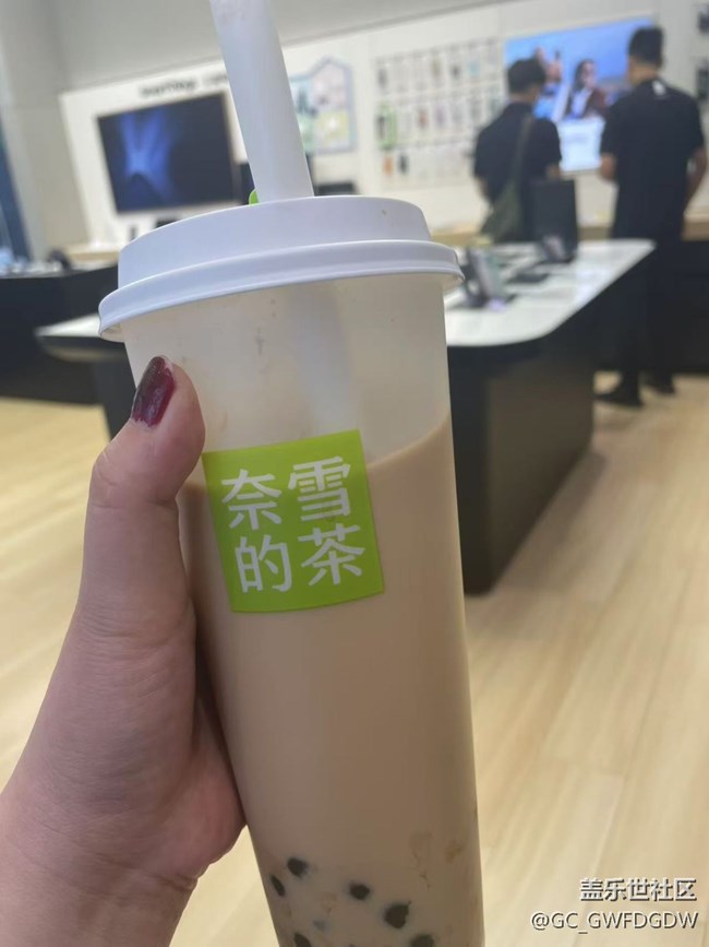 【活动回顾】品鉴s25edge -5-25 深圳保利文化广场店