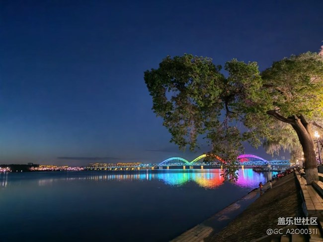 【鹏城夜景】松花江畔