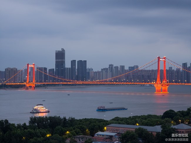 龟山一日,江城千年 龟山一日,江城千年