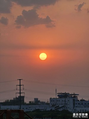 【光影里的五彩斑斓】+夕阳西下