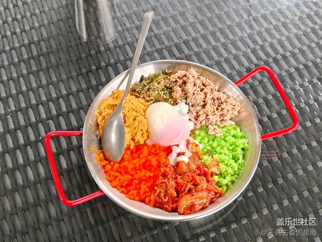 【亲手DIY一份专属自己的解暑美食】我老婆捣腾的中餐？西餐？中西餐？