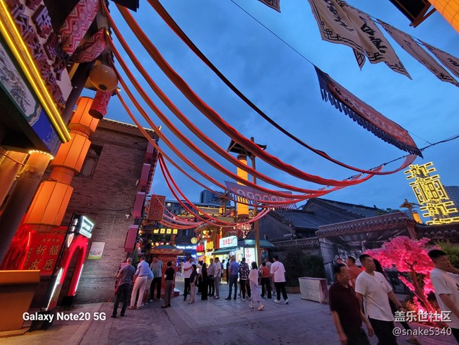 【盛京夏夜】+ 夜晚的霓虹