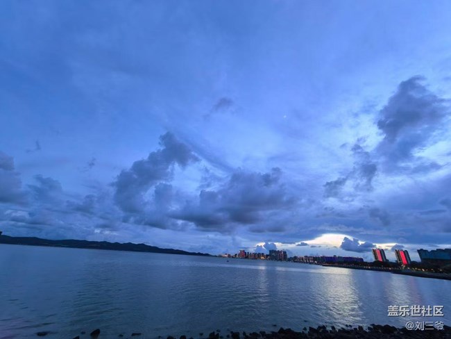 【消失的日落】暮色下的城市漫游