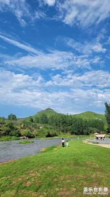 山间小河