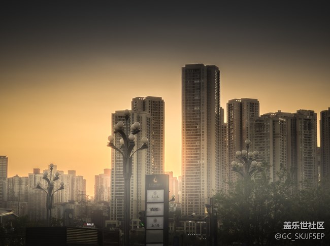 【瞬间及永恒】藏在褶皱里的风景