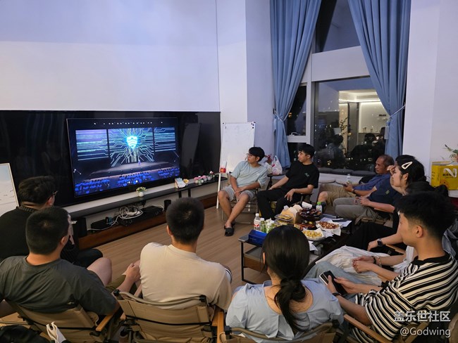 厦门星部落观看三星Galaxy Z Fold7全球发布会：折叠屏的轻薄革命