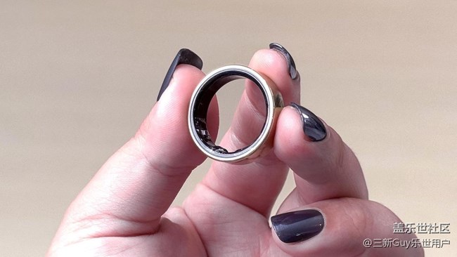 【Galaxy Ring】戒指带不带手电筒的功能？