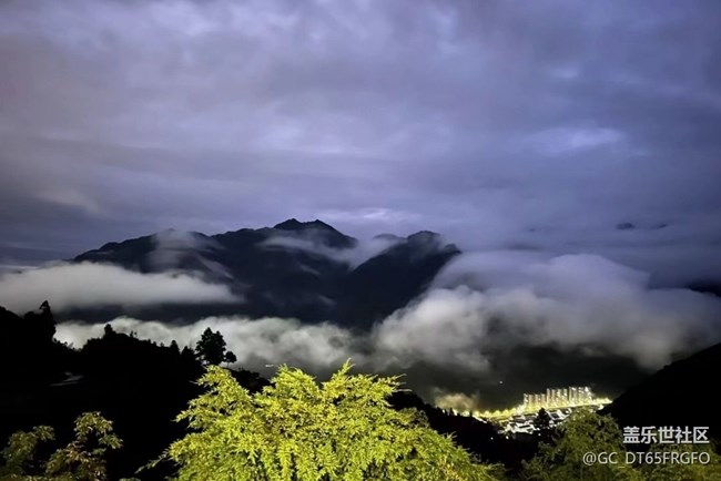 【光影之约】山顶观云