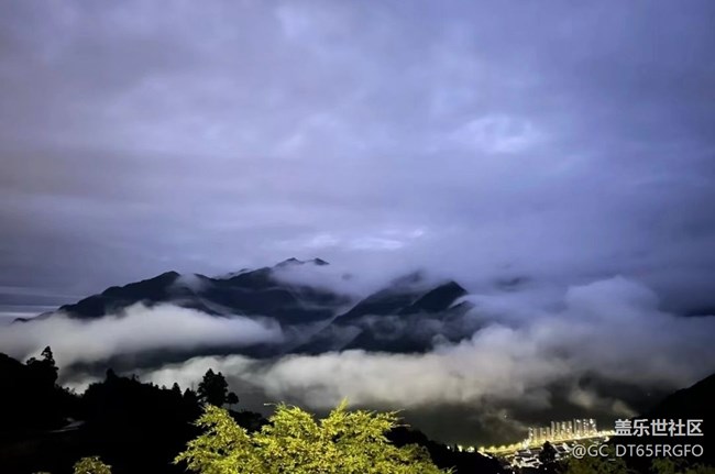 【光影之约】山顶观云