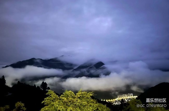 【光影之约】山顶观云