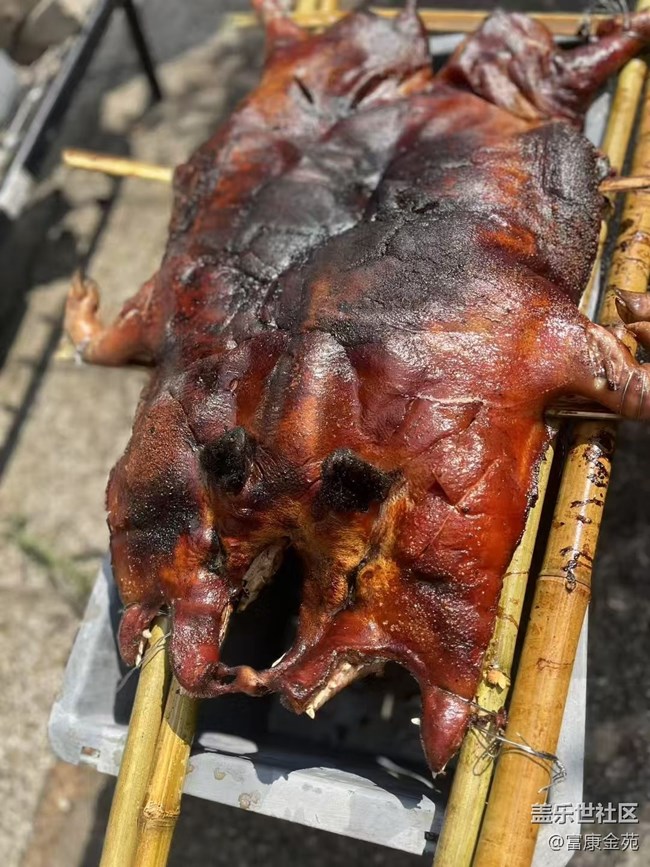 【食在当夏】烤乳猪