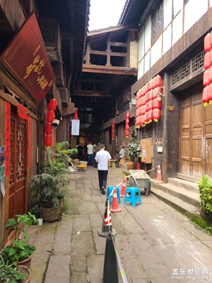 用镜头安利一条街-古镇一日游
