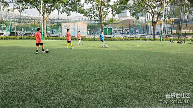 【运动光影瞬间】足球小将