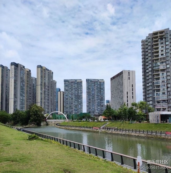 【鹏城暑色】城市广场