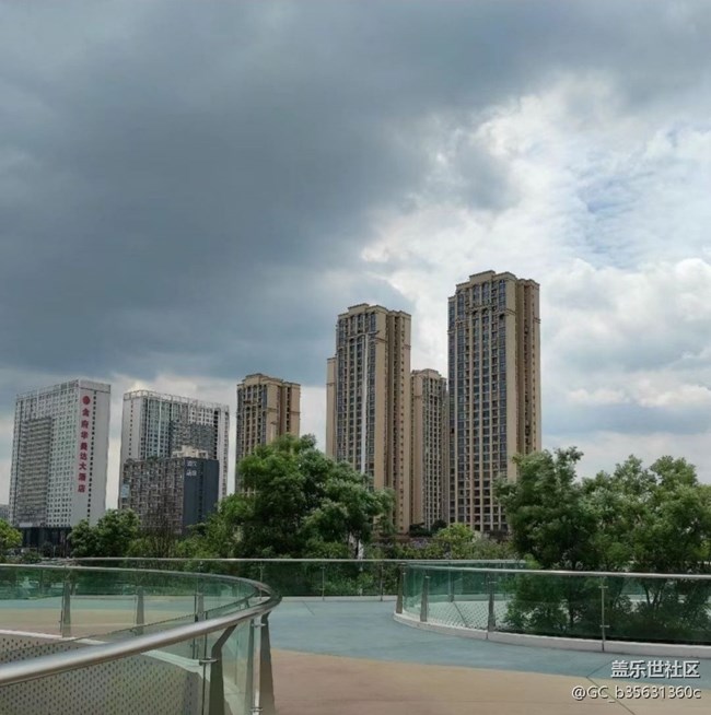 【鹏城暑色】城市广场