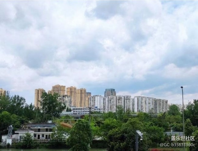 【鹏城暑色】城市广场