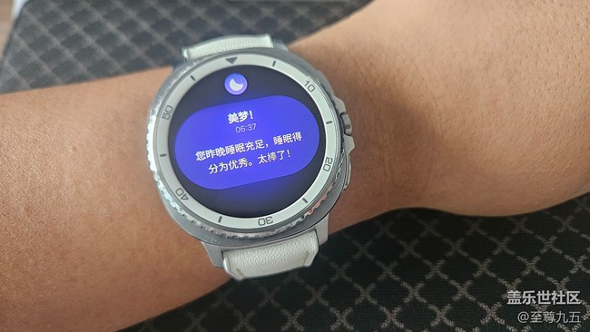 让健康跃然手（表/机）上，Galaxy Watch8 Classic 轻体验