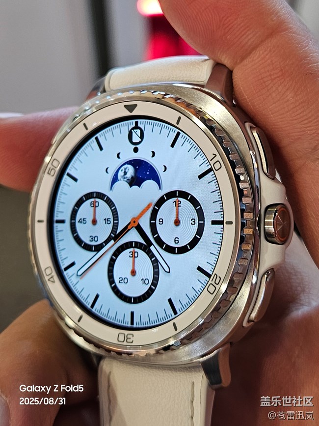【我的运动搭子Watch8】新造型，新世代