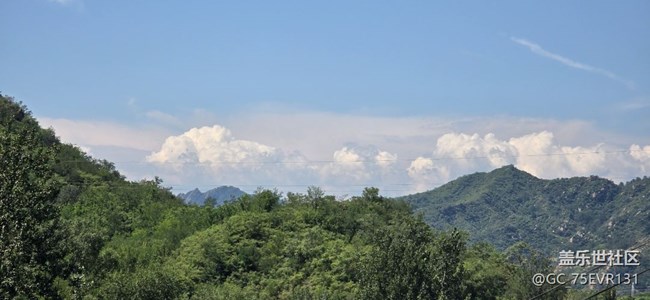 夏天水边 山头