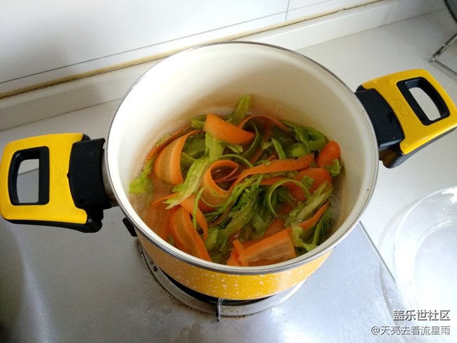 【家乡美食代餐】雪碧胡萝卜苦瓜
