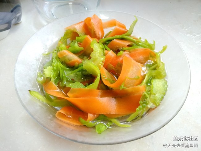 【家乡美食代餐】雪碧胡萝卜苦瓜