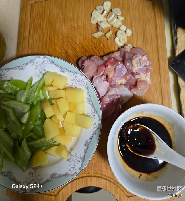 【家乡美食代表】黄焖鸡