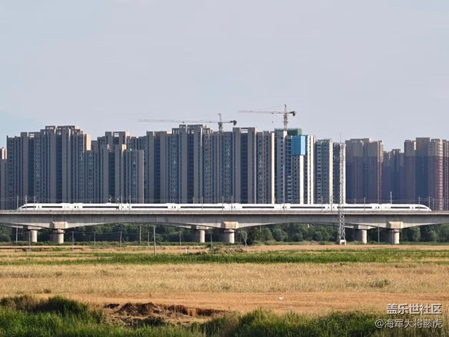 【旅途中的精彩时刻】田野与时代的交响