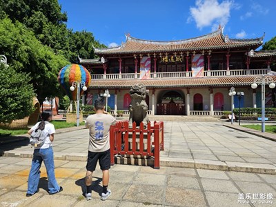 【步履间的风景】AI艺术展