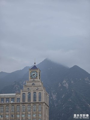【步履间的风景】+ 路上的风景