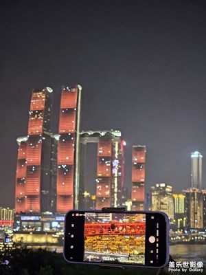 【节日里的影像】+无人机灯光秀