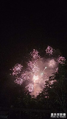 国庆假期躲回深山休息