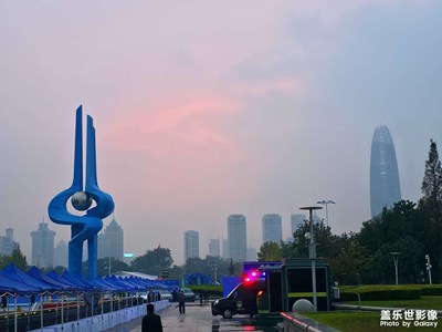 【秋日丽影】+美丽泉城